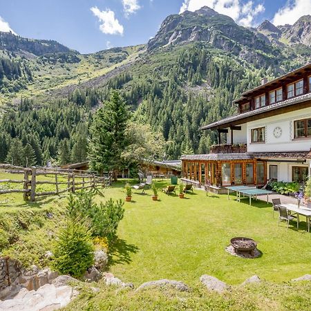 Landhaus Edelweiss Hotel Sankt Leonhard im Pitztal Exterior photo